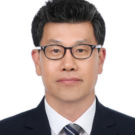 Photo of Jee-Hwan Ryu